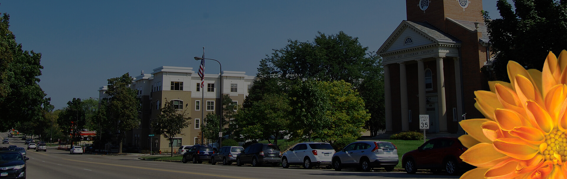 The Waters of Highland Park local area from the street
